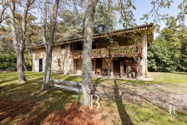 Mauvezin, Château 6 Chambres -  303 m² à vendre