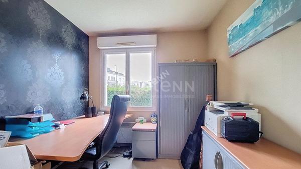 Orvault Haute Vallée - Mulonnière : En vente Superbe Appartement 2 ch. de 69M² en rez de jardin avec terrasse couverte, placards intérieurs, 1 cellier, 1 garage clos.