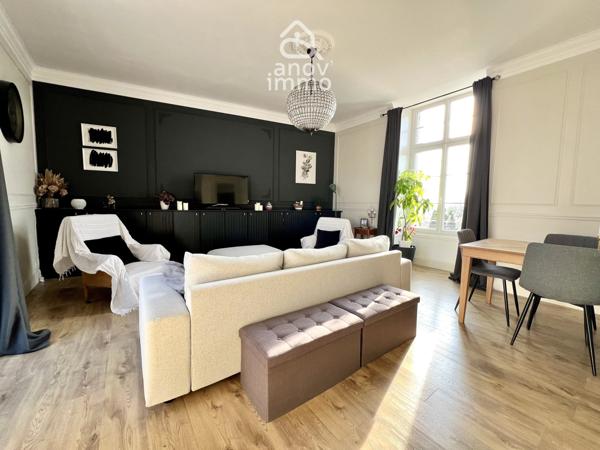 Maison
                                                                                                                                                                                                                                                                                                                        5 pièce(s)                                                                                                                                                                                                          3 chambre(s)                                                                                                                                                                                                          95  m²