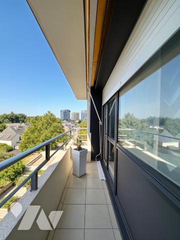 ANGERS – T4 122 m² – 3 chambres, balcon, terrasse et garage