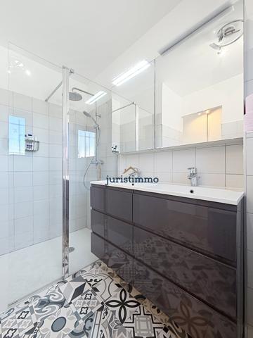 Vaison-la-Romaine (84110) COUP DE COEUR ! Villa d’architecte contemporaine de 2023 avec piscine, garage et vue dégagée à 180° à Vaison-l