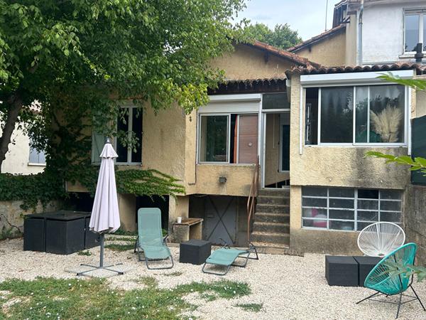 Maison Avignon semi plain-pied 4 pièce(s) 91 m2 avec jardin Barthelasse