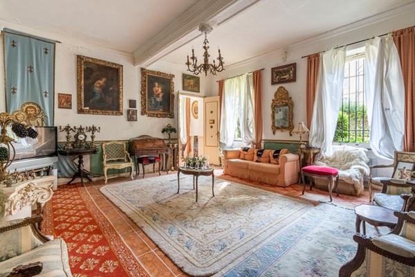 Appartement INTRA MUROS dans hôtel particulier