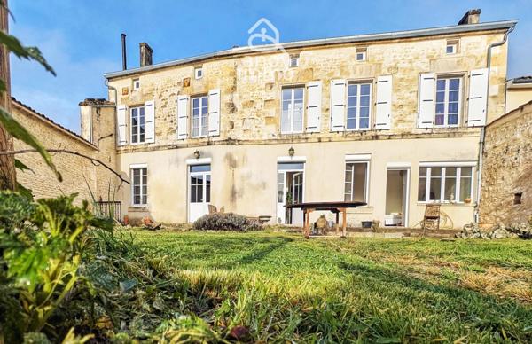 Maison
                                                                                                                                                                                                                                                                                                                        9 pièce(s)                                                                                                                                                                                                          5 chambre(s)                                                                                                                                                                                                          234.02  m²