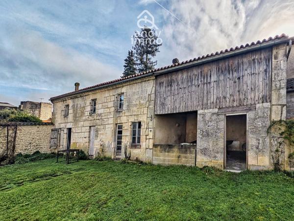 Maison
                                                                                                                                                                                                                                                                                                                        9 pièce(s)                                                                                                                                                                                                          5 chambre(s)                                                                                                                                                                                                          234.02  m²