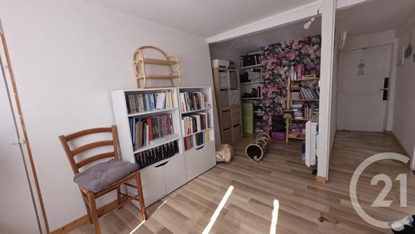 Maison à vendre  4 pièces - 93 m 2   CHALONS EN CHAMPAGNE  - 51