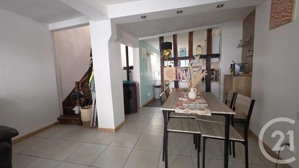 Maison à vendre  4 pièces - 93 m 2   CHALONS EN CHAMPAGNE  - 51