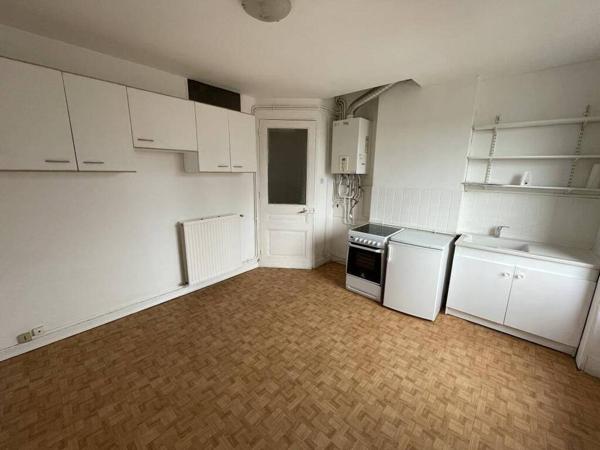 F1 LUMINEUX A MONTAUD