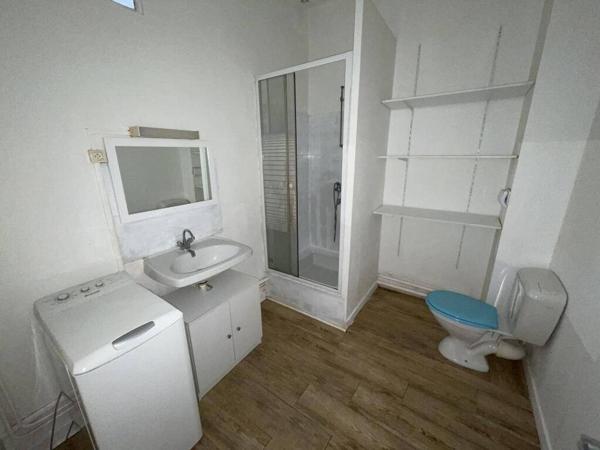 F1 LUMINEUX A MONTAUD