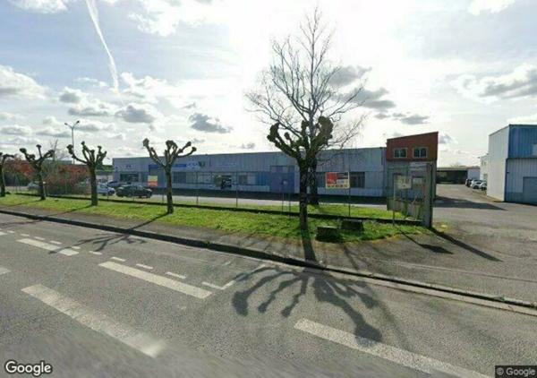 LOCAL COMERCIAL 539M2 ZONE D’ACTIVITE NIORT