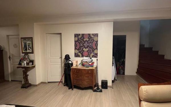 Appartement à vendre    3 pièces •  Paris 19