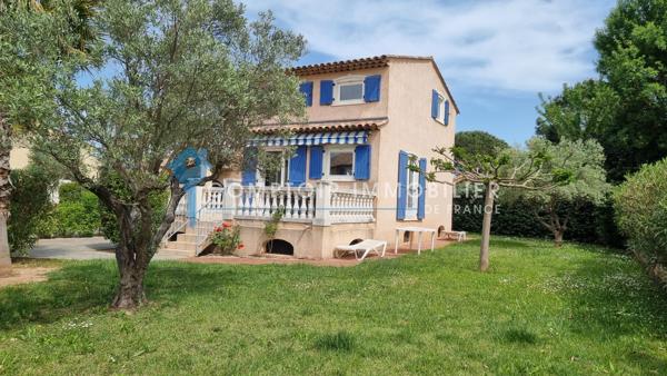 Villa
                                                                                                                                                                                                                                                                                                                        5 pièce(s)                                                                                                                                                                                                          4 chambre(s)                                                                                                                                                                                                          95  m²