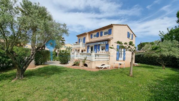 Villa
                                                                                                                                                                                                                                                                                                                        5 pièce(s)                                                                                                                                                                                                          4 chambre(s)                                                                                                                                                                                                          95  m²