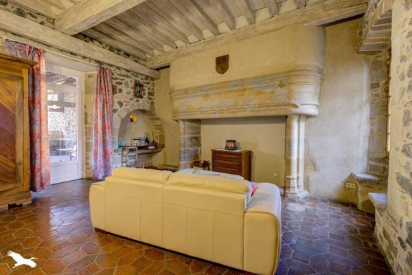 Maison à vendre |  Beaulieu-sur-Dordogne |  13 pièces | 340 m²