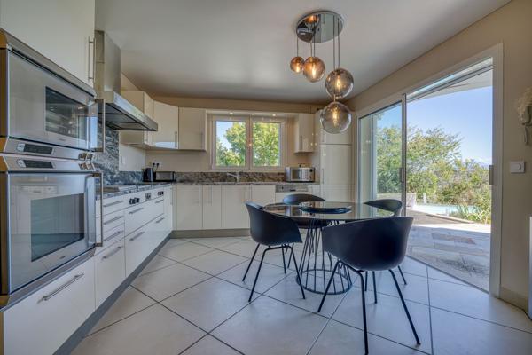 Vente Maison de luxe La Balme-de-Sillingy 10 Pièces 363.98 m²