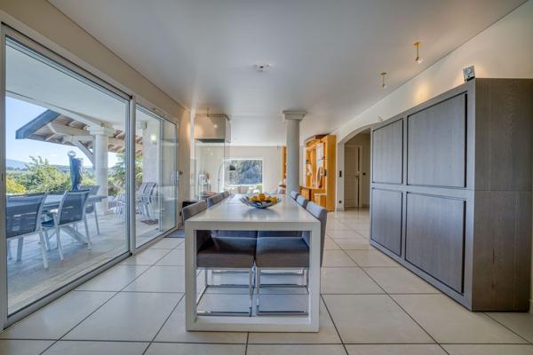 Vente Maison de luxe La Balme-de-Sillingy 10 Pièces 363.98 m²