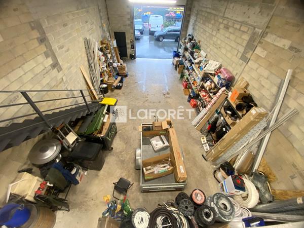 Location local commercial Saint-Jean-d'Illac - 230 m² - 2 400 €/mois