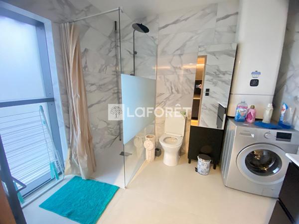 Location local commercial Saint-Jean-d'Illac - 230 m² - 2 400 €/mois