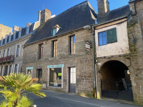 Vente Immeuble 9 pièces 317 m2 à Guingamp
