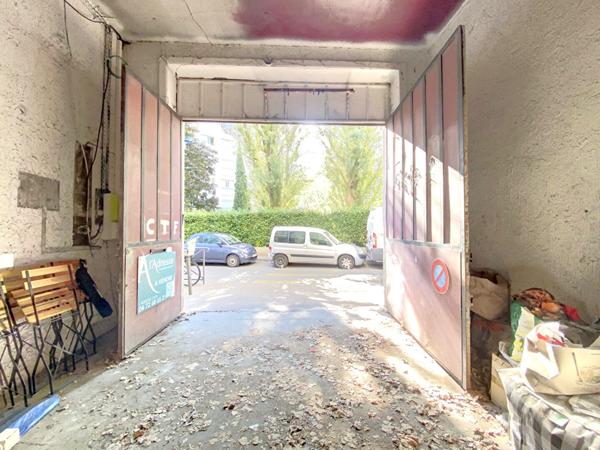 Appartement / Local commercial 97 m2 à rénover en loft