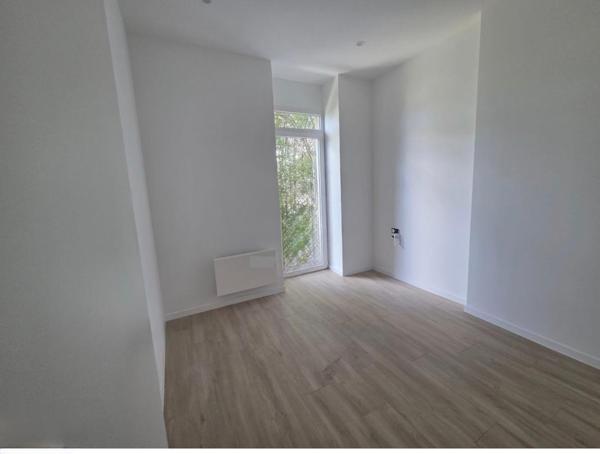 APPARTEMENT T4 AVEC TERRASSE