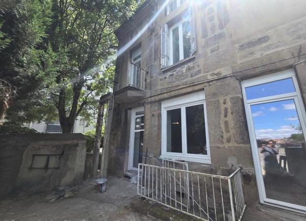 APPARTEMENT T4 AVEC TERRASSE