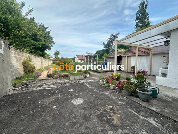 Vente Maison108,76 m² - 6 Pièces - SAINT AMAND MONTROND (18200)