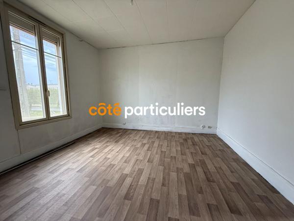 Vente Maison108,76 m² - 6 Pièces - SAINT AMAND MONTROND (18200)