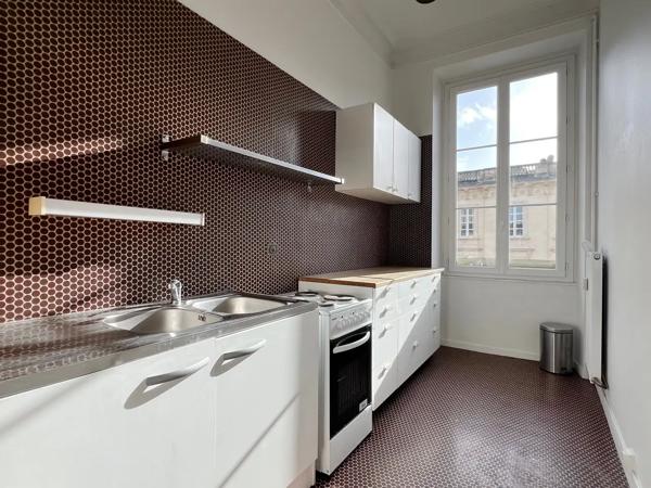 Bordeaux Quinconces appartement T2