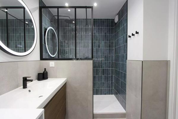 Vente                                                      Appartement
                        
                     3 pièces                      61 m2                     à Serris
