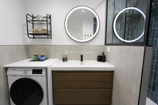 Vente                                                      Appartement
                        
                     3 pièces                      61 m2                     à Serris