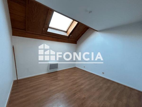 Location Appartement 3 pièces 77.66 m² - 768/788/804 ROUTE DE CHAMBERY Gilly Sur Isere 73200
