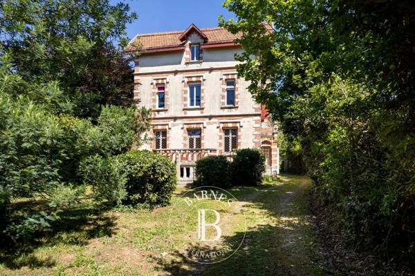 Biarritz, Maison 7 Chambres -  266 m² à vendre