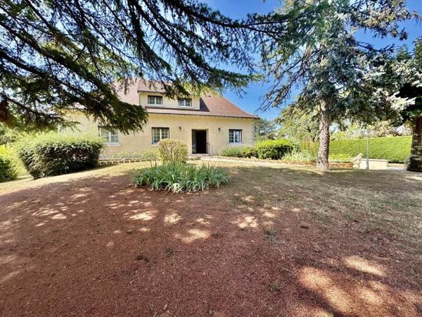 Maison à vendre 389 610 € Châteauroux 6 p 206 m² DPE C