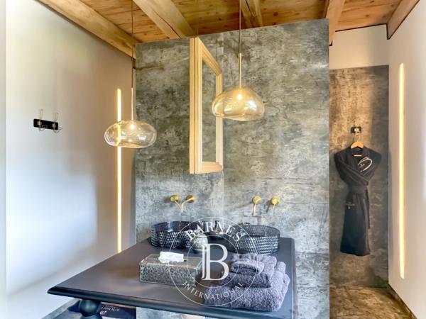 Chambéry, Propriété 7 Chambres  à vendre