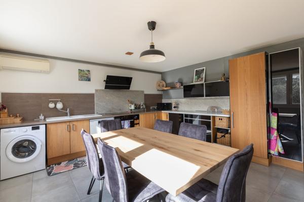 Le Thor (84250) a vendre en exclusivité appartement T5 avec terrasse le thor