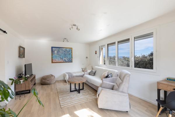 Le Thor (84250) a vendre en exclusivité appartement T5 avec terrasse le thor