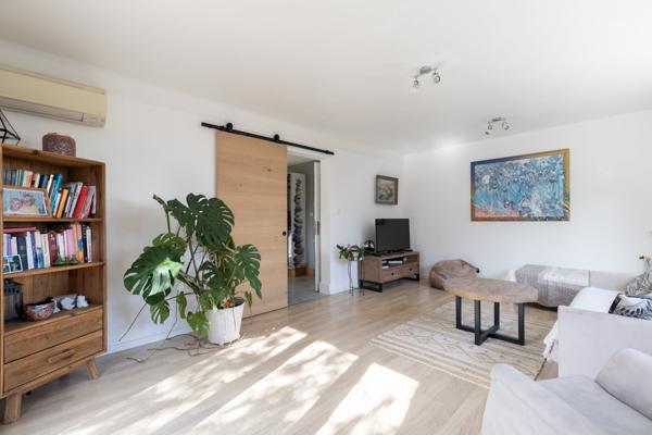 Le Thor (84250) a vendre en exclusivité appartement T5 avec terrasse le thor