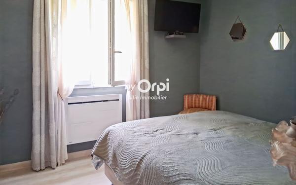 Maison à vendre    3 pièces • 100 m2 Villefranche-d'Allier