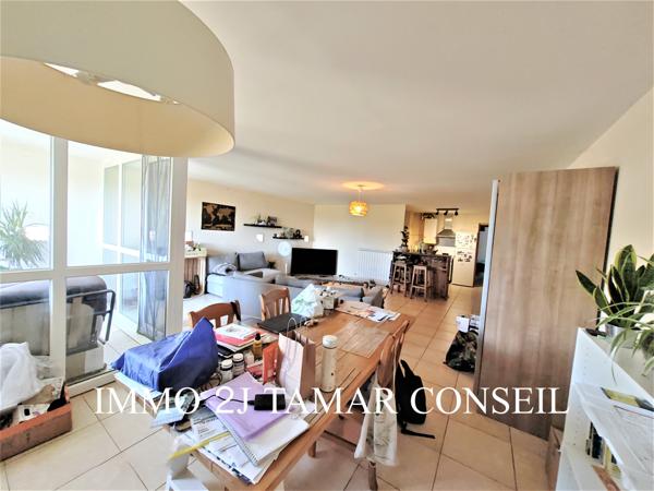 Cadenet (84160) Avenue Philippe de Girard Appartement T3 80,15 m² 84160 CADENET