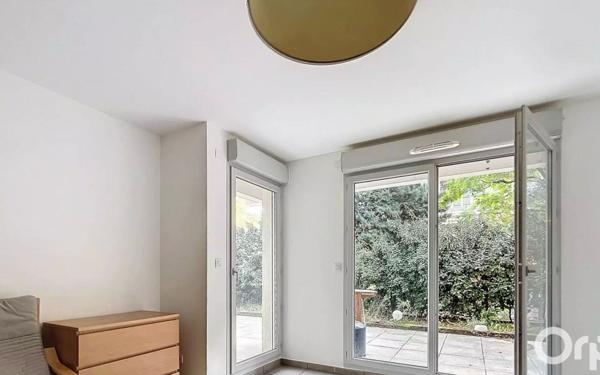 Appartement à vendre    3 pièces • 55,87 m2 Lyon 8