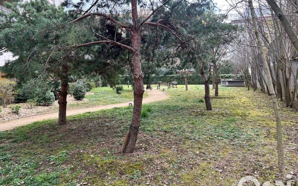 Appartement à vendre    3 pièces • 55,87 m2 Lyon 8