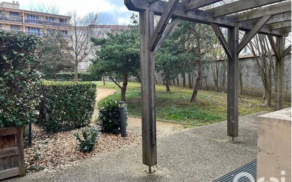 Appartement à vendre    3 pièces • 55,87 m2 Lyon 8