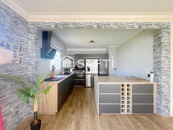 Maison 6?chambres – Plein centre Ploufragan