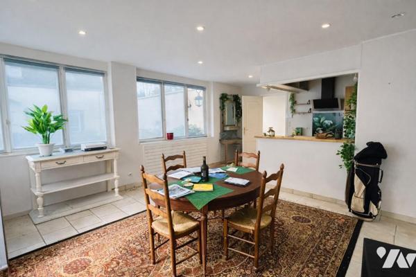 SAINT-AVERTIN – RUE DE GRANDMONT 
ENSEMBLE IMMOBILIER A USAGE D'HABITATION