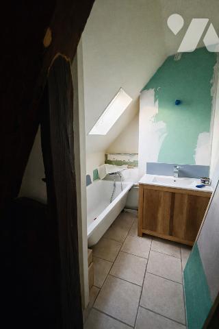 SAINT-AVERTIN – RUE DE GRANDMONT 
ENSEMBLE IMMOBILIER A USAGE D'HABITATION