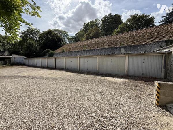 EXCLUSIVITE- BRAINE- 11 Box de garages fermés