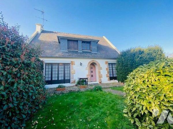 A Vendre à Lannion (22300, Propriété composée de deux logements d'une surface habitable totale ...