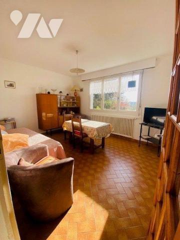 A Vendre à Lannion (22300, Propriété composée de deux logements d'une surface habitable totale ...