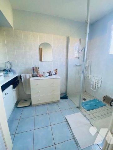 A Vendre à Lannion (22300, Propriété composée de deux logements d'une surface habitable totale ...